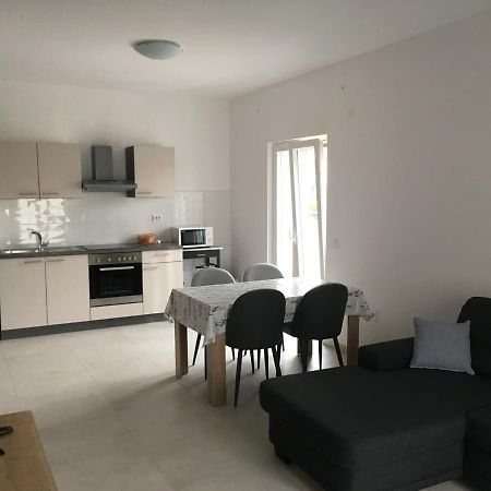 Apartment Urem Biograd Na Moru Buitenkant foto