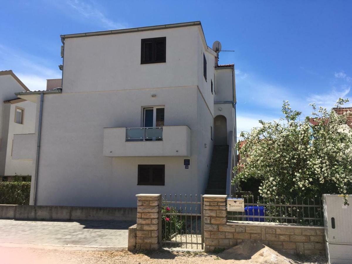 Apartment Urem Biograd Na Moru Buitenkant foto