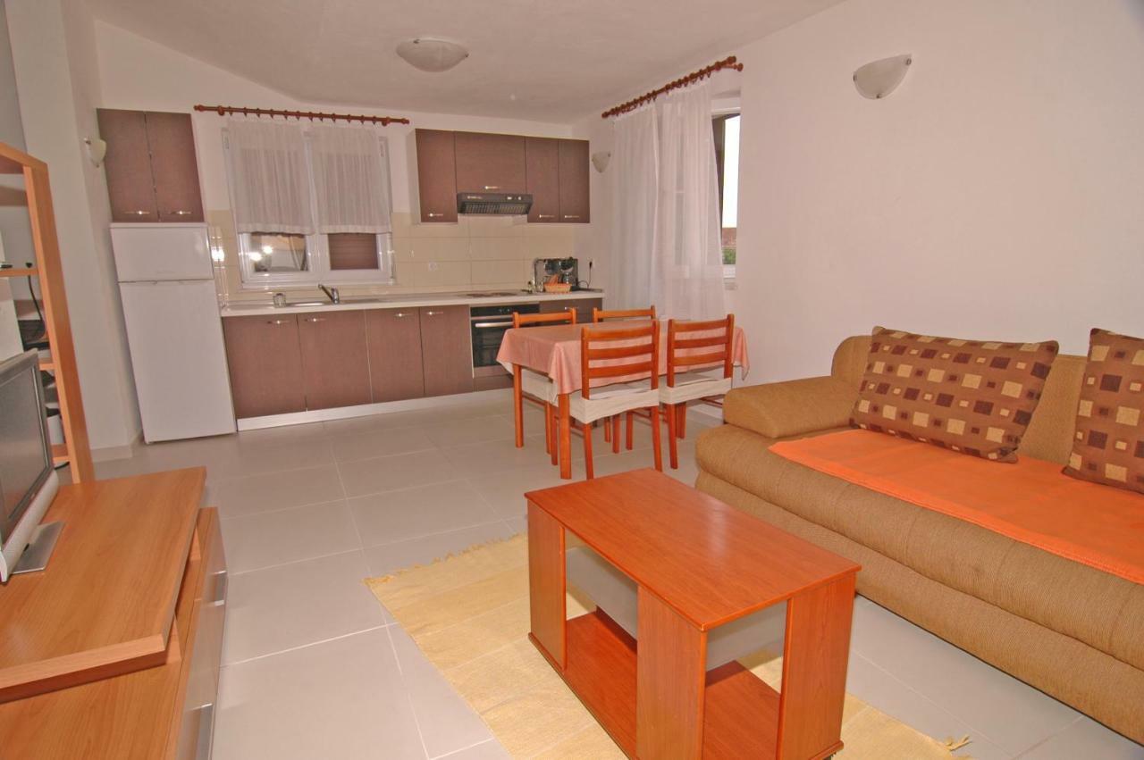 Apartment Urem Biograd Na Moru Buitenkant foto